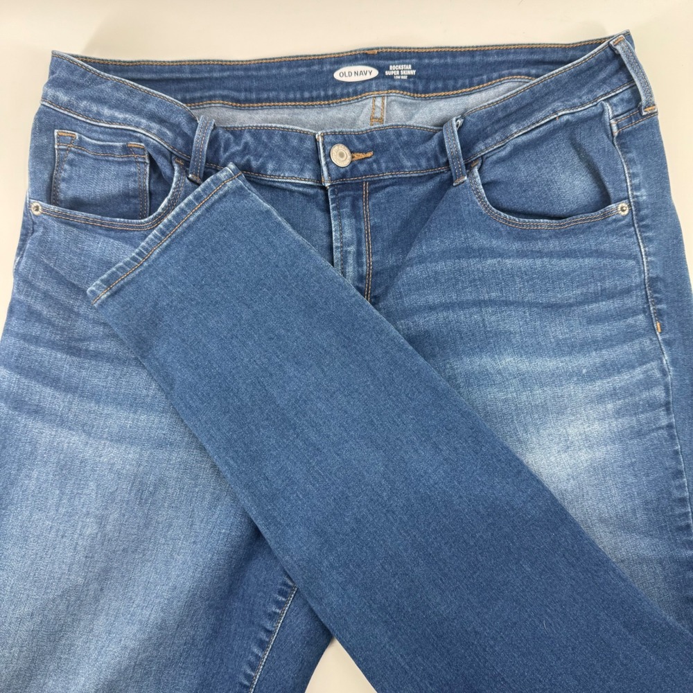 Old Navy Rockstar Super Skinny Low Rise Jeans Medium Wash Blue Size 16 Long